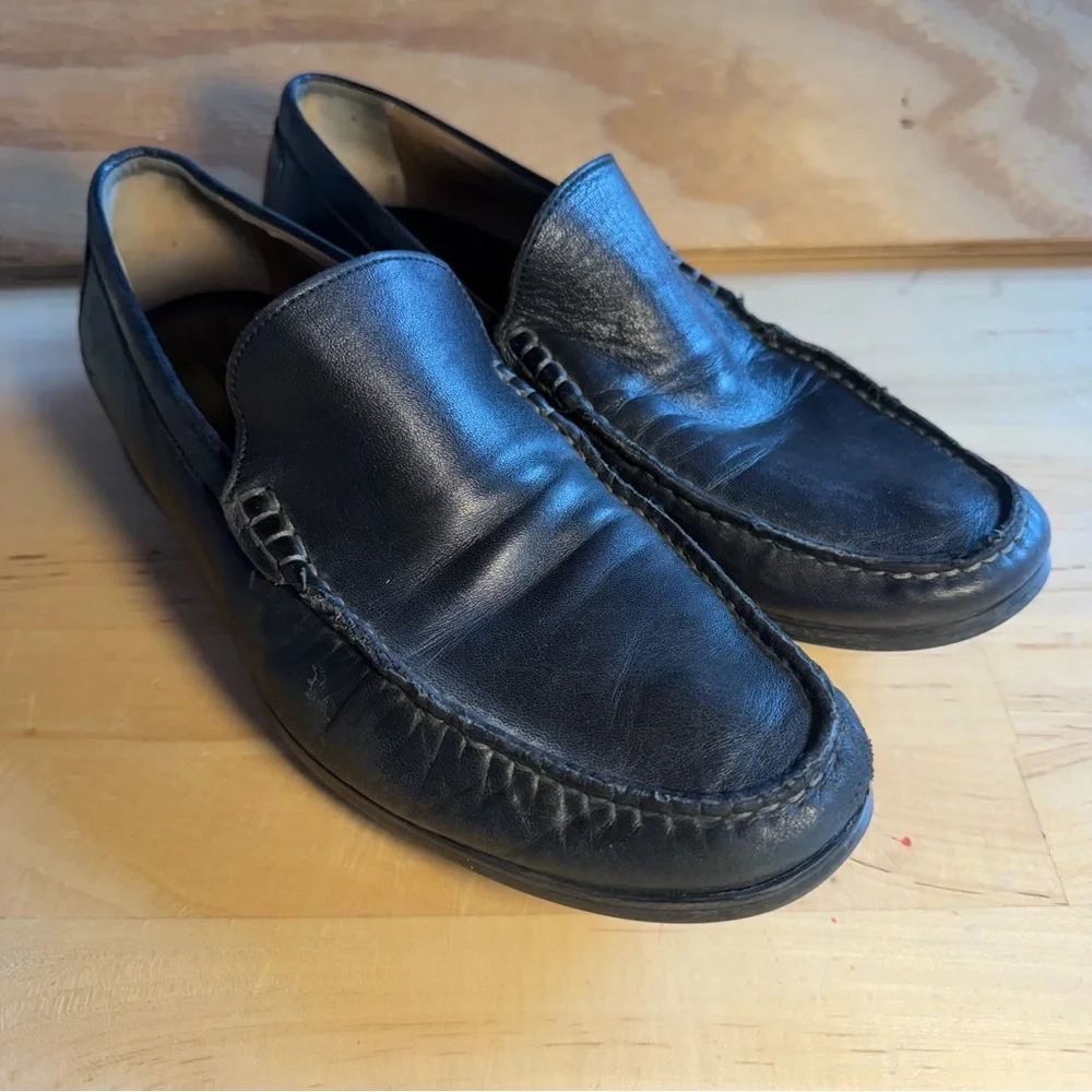 Johnston & Murphy 9 Black sheepskin Venetian Leather Loafers dress shoes supple